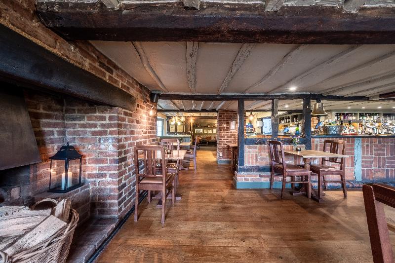 The Cricketers - Bar