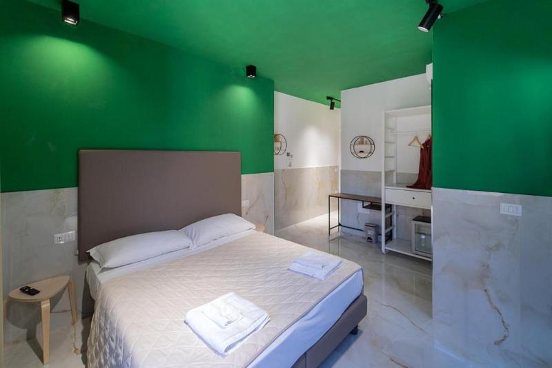 P.c. Boutique H. Vesuvius - Oda