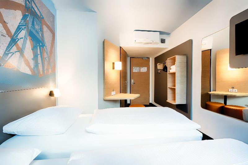 B&B Hotel Bochum-City - Oda