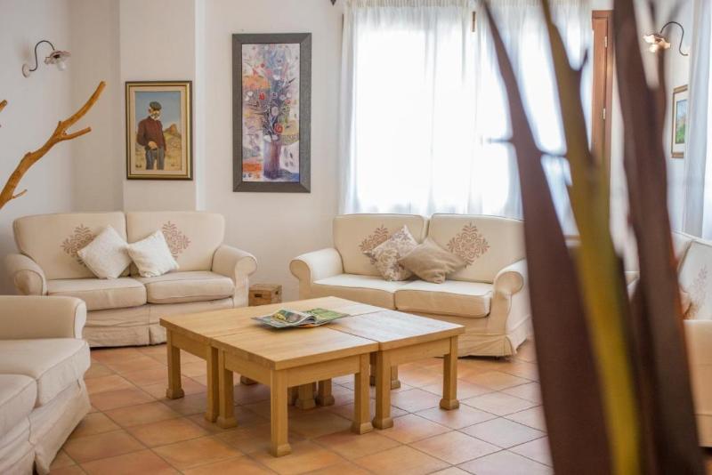 Hotel Gorropu - Lobi