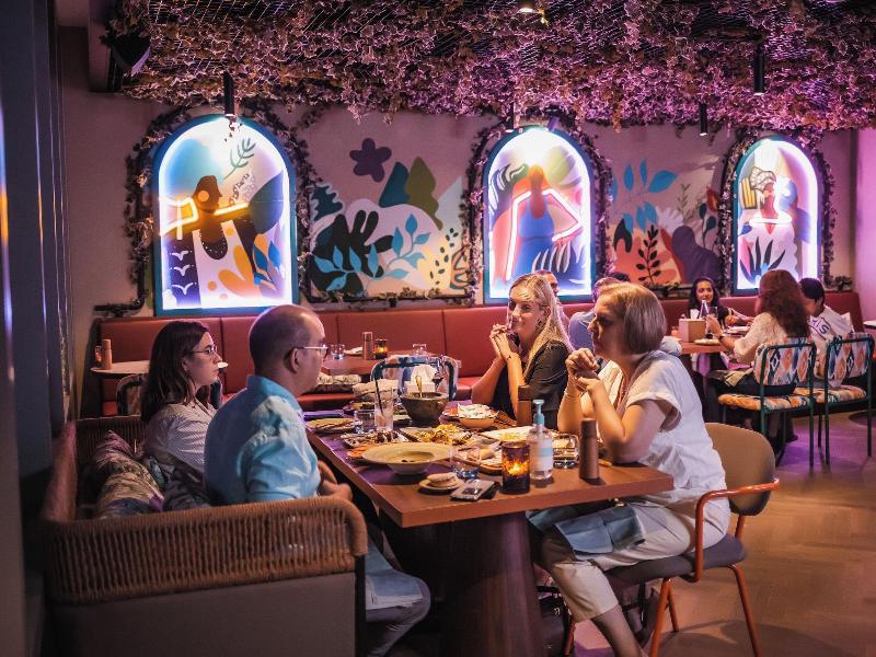 The First Collection At Jumeirah Village Circle - Restoran
