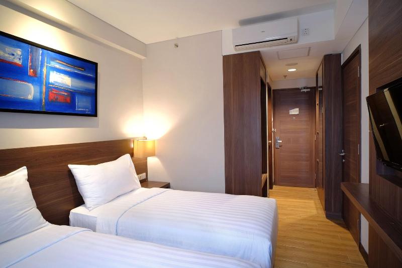 Next Hotel Yogyakarta - Oda