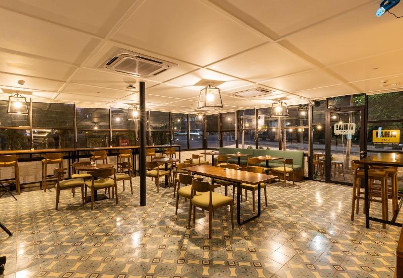Next Hotel Yogyakarta - Restoran
