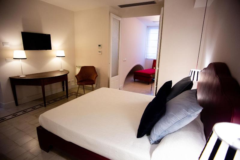 Suite 35 - Oda