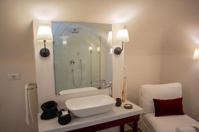Suite 35 - Oda
