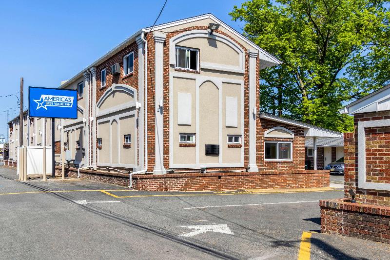Americas Best Value Inn Avenel Woodbridge - Genel