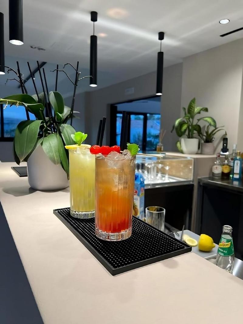 Ollen Apartments - Bar