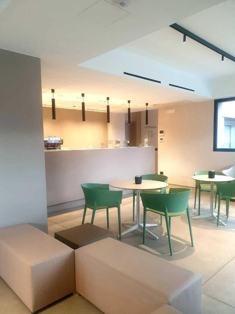 Ollen Apartments - Bar
