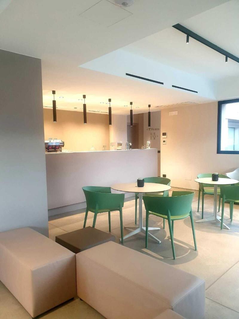 Ollen Apartments - Bar