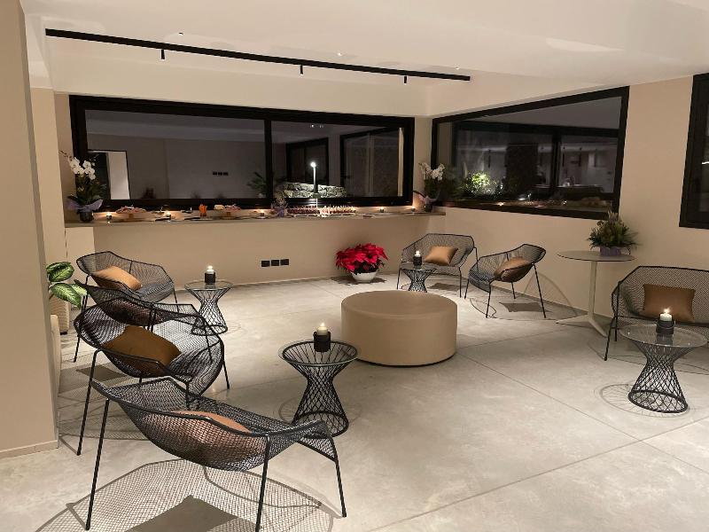 Ollen Apartments - Lobi
