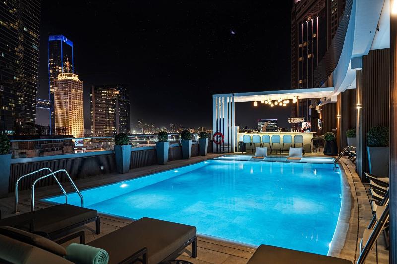 Courtyard By Marriott World Trade Centre Dubai - Havuz