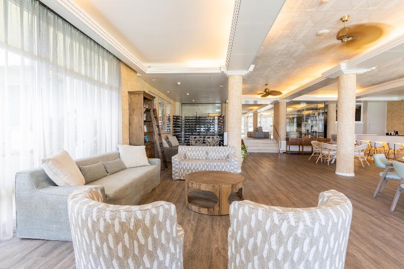 Vila Baleira Suites - Lobi