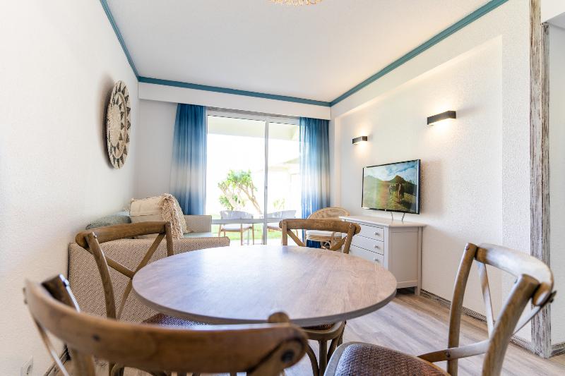 Vila Baleira Suites - Oda