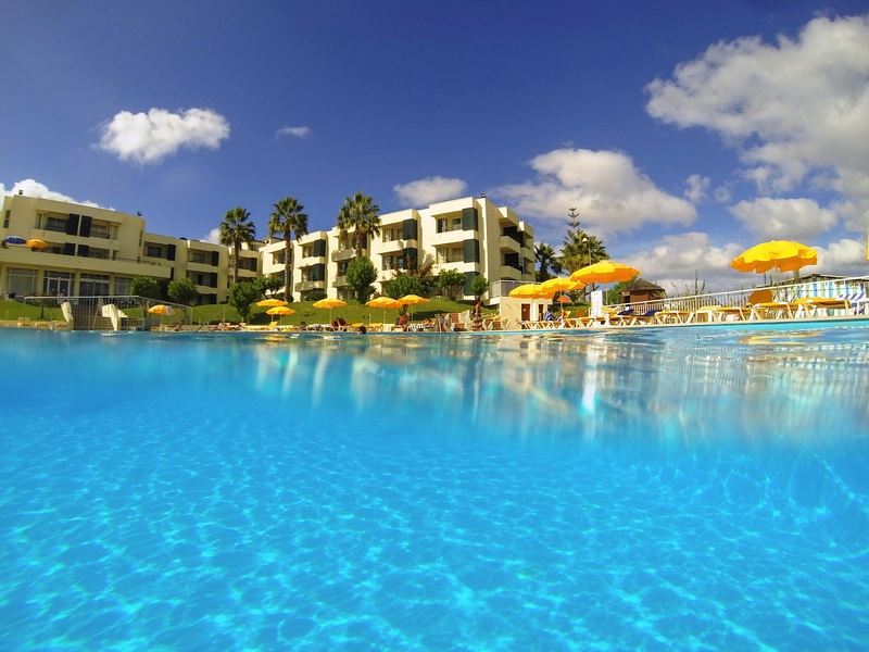 Vila Baleira Suites - Havuz