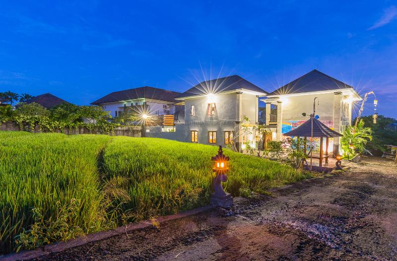 Ayuna Suites Canggu By Zuzu - Genel