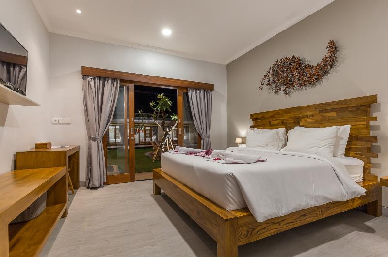 Ayuna Suites Canggu By Zuzu - Oda