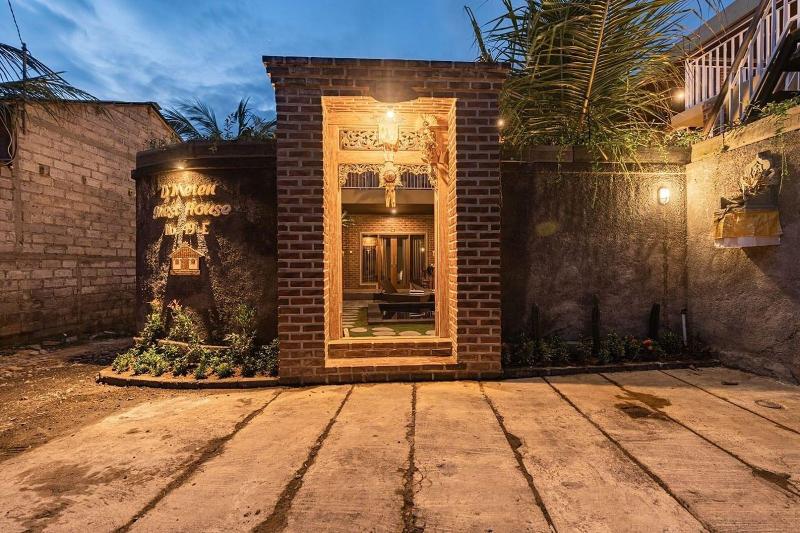 D'Meten Guest House Canggu By Zuzu - Genel