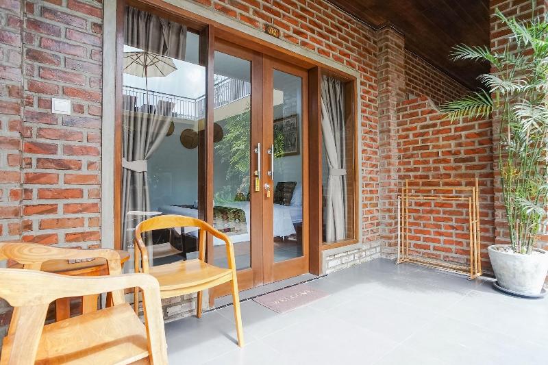 D'Meten Guest House Canggu By Zuzu - Oda