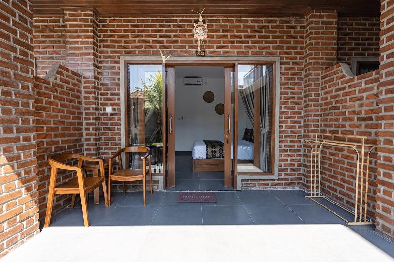D'Meten Guest House Canggu By Zuzu - Oda