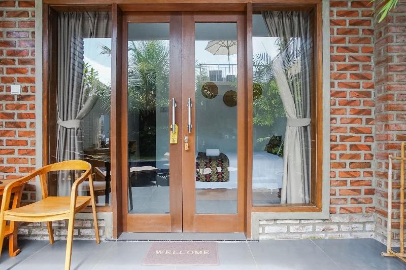 D'Meten Guest House Canggu By Zuzu - Oda