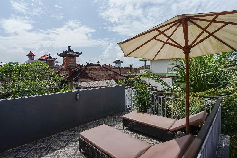 D'Meten Guest House Canggu By Zuzu - Teras