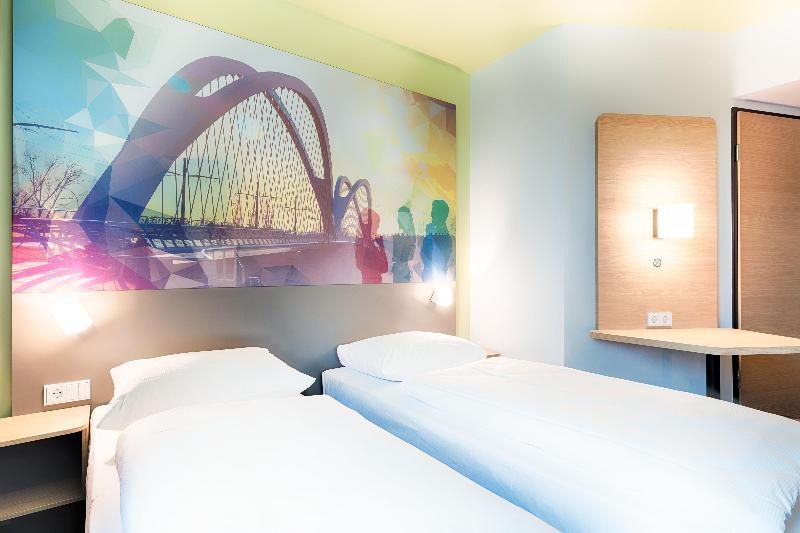 B&B Hotel Kehl - Oda