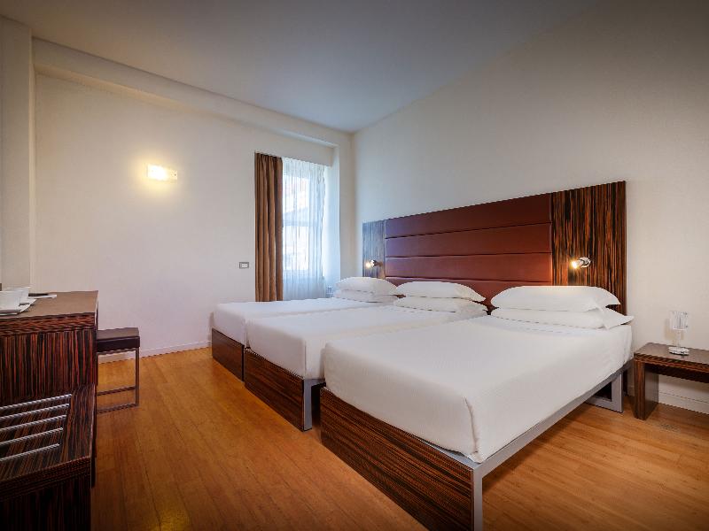 iH Hotels Milano Centrale - Oda