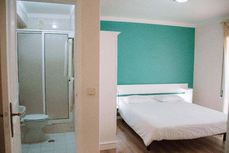 Arca Nova Guest House & Hostel - Oda