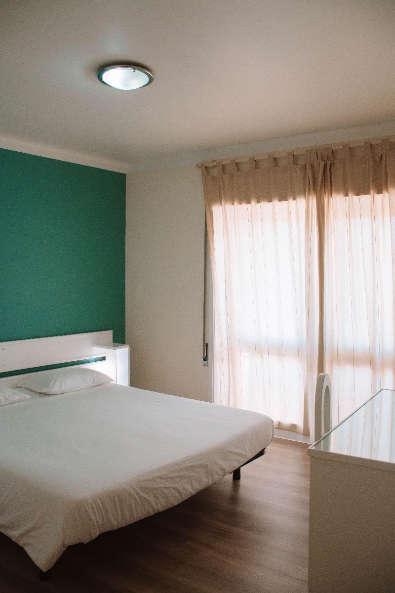 Arca Nova Guest House & Hostel - Oda
