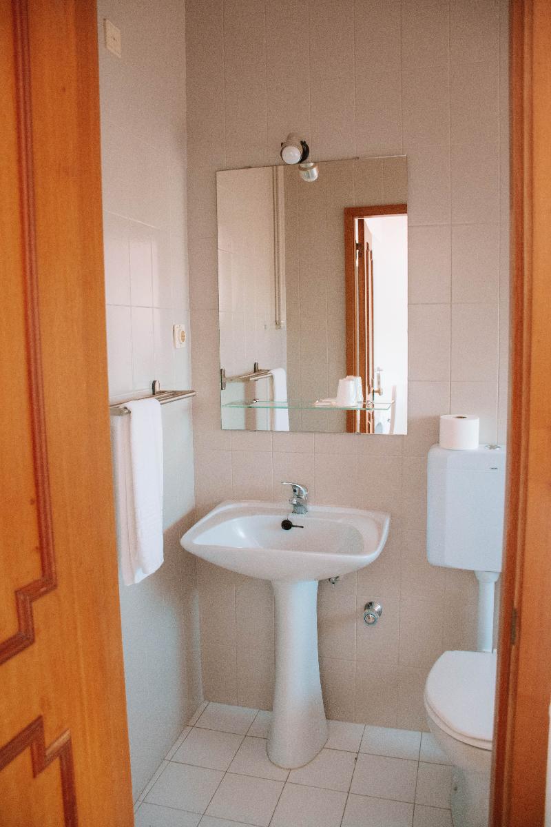 Arca Nova Guest House & Hostel - Oda