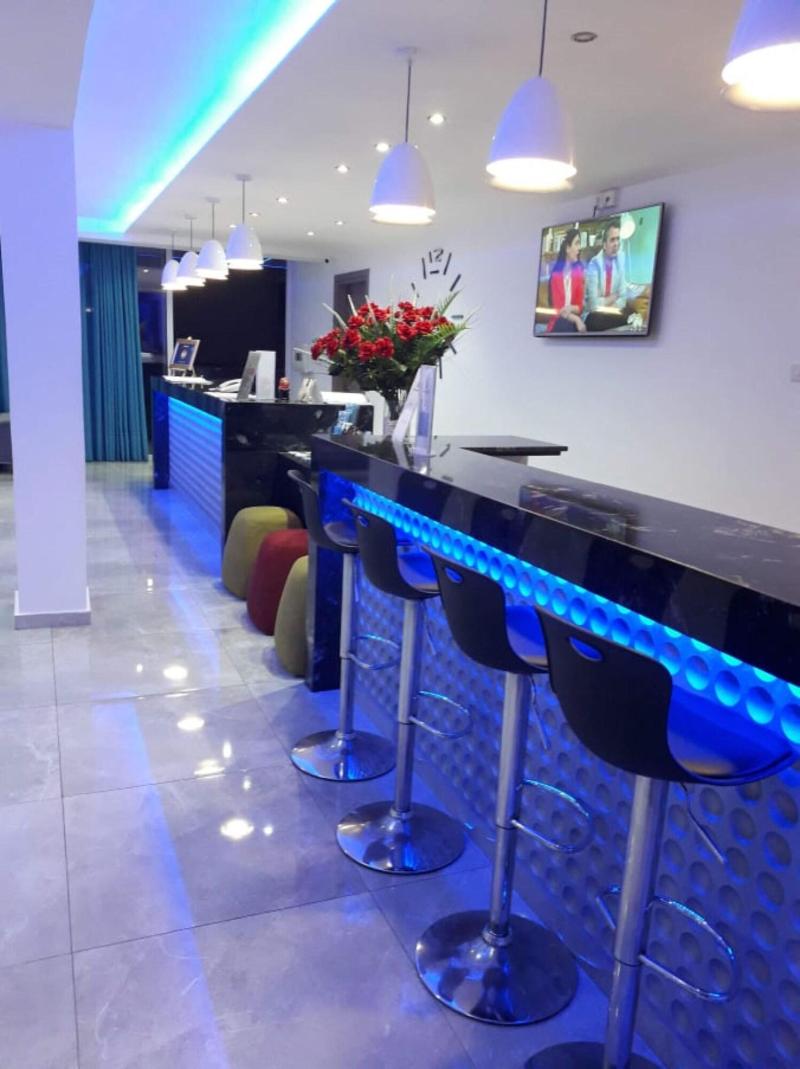 Sunny Blue Hotel - Lobi