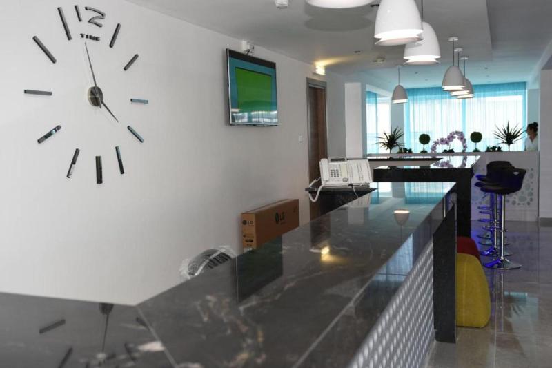 Sunny Blue Hotel - Lobi
