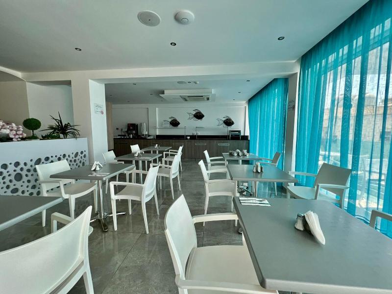 Sunny Blue Hotel - Restoran