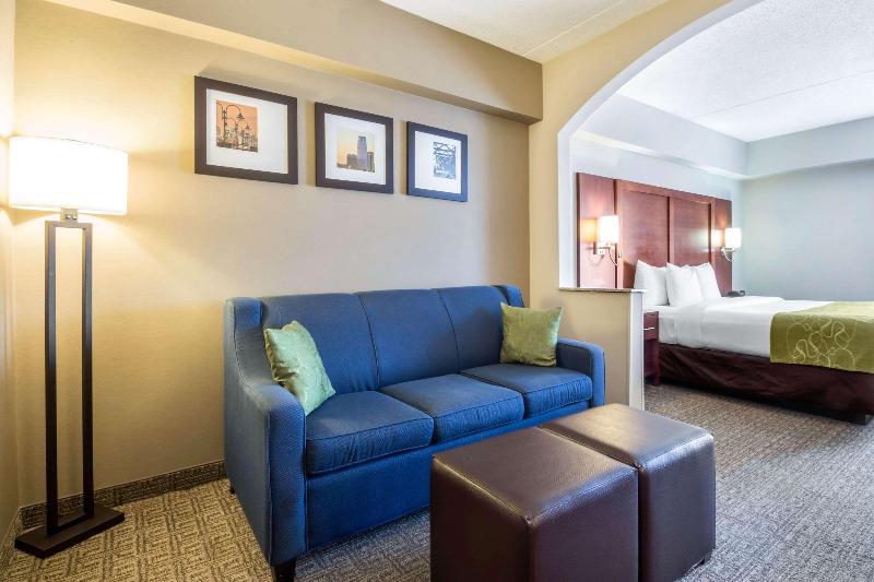 Comfort Suites at Woodbridge - Oda