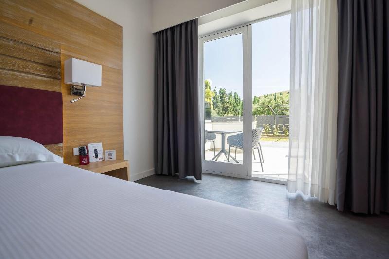 Pm Hotel - Oda