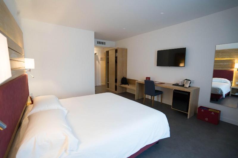 Pm Hotel - Oda