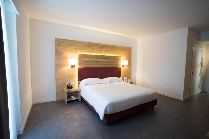 Pm Hotel - Oda
