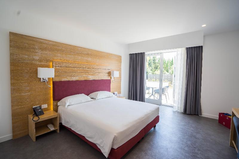Pm Hotel - Oda