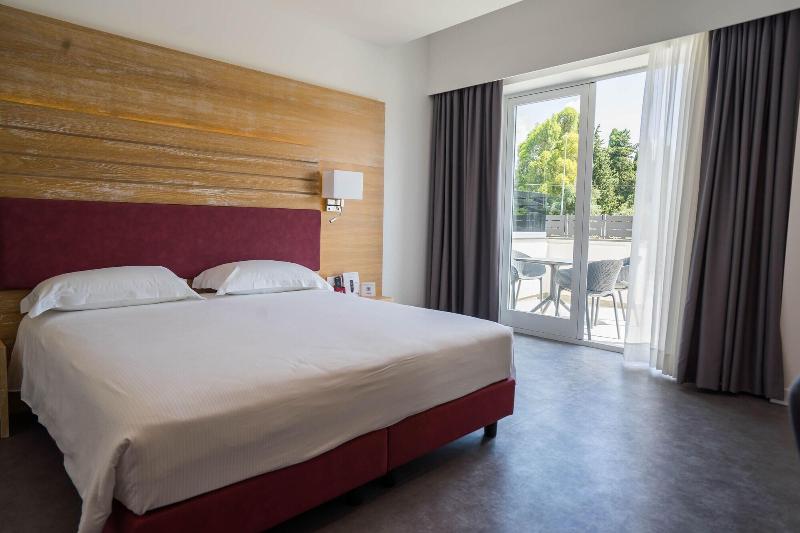 Pm Hotel - Oda