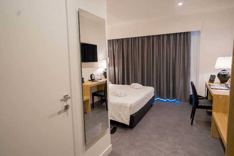 Pm Hotel - Oda
