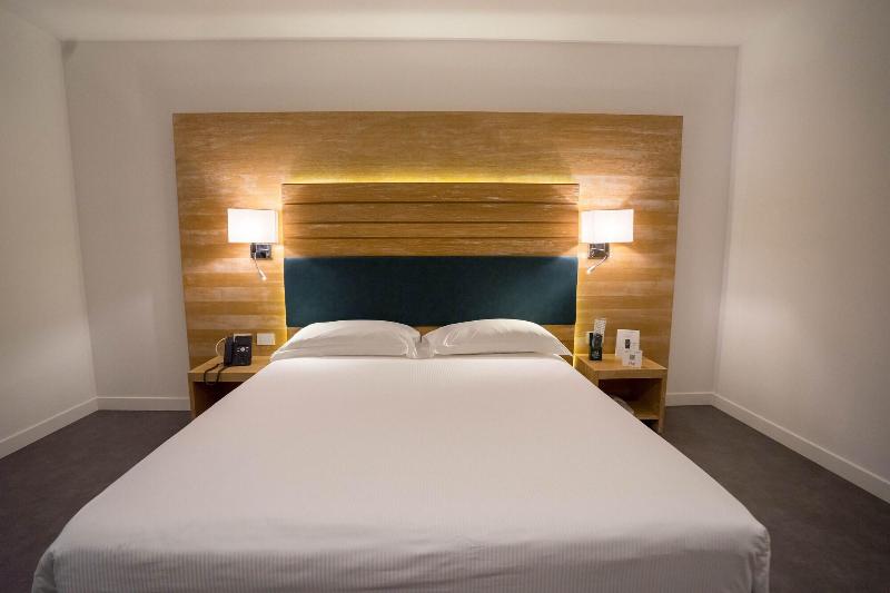 Pm Hotel - Oda