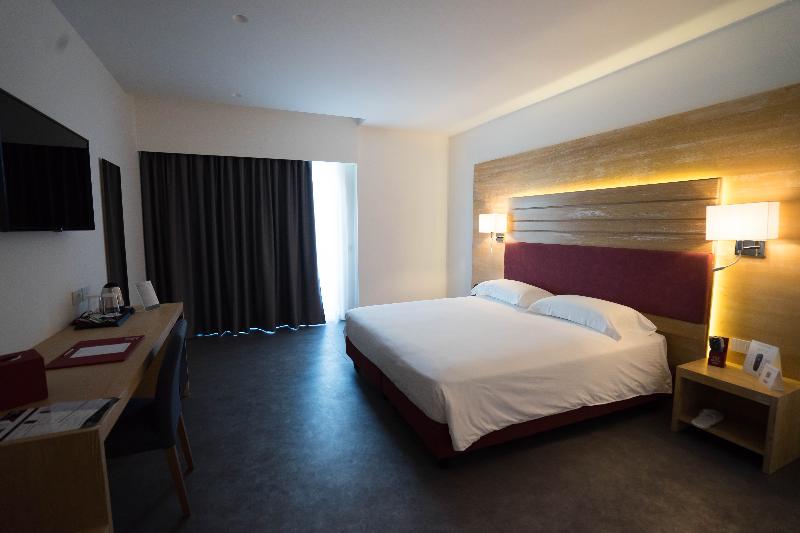 Pm Hotel - Oda