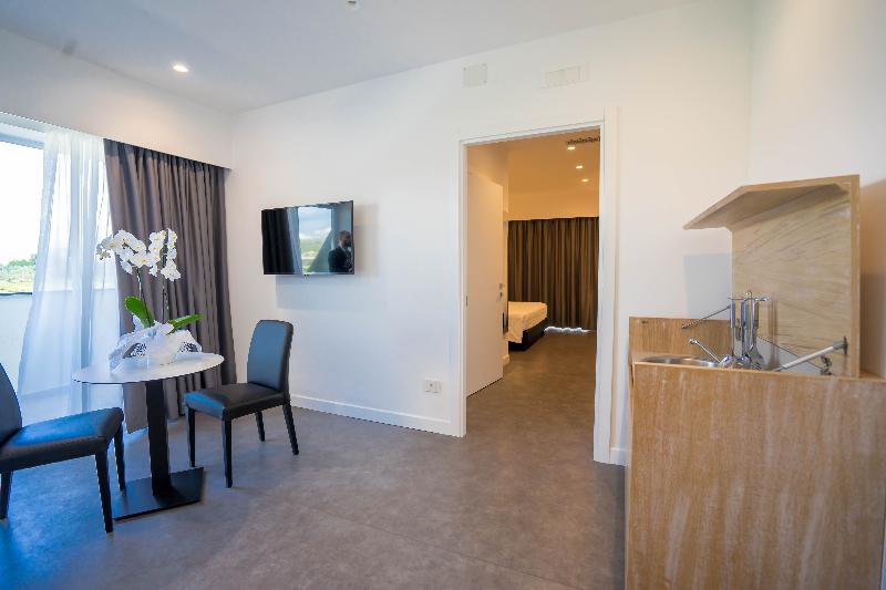 Pm Hotel - Oda