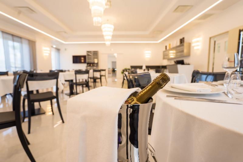 Pm Hotel - Restoran