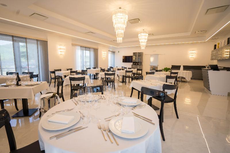 Pm Hotel - Restoran