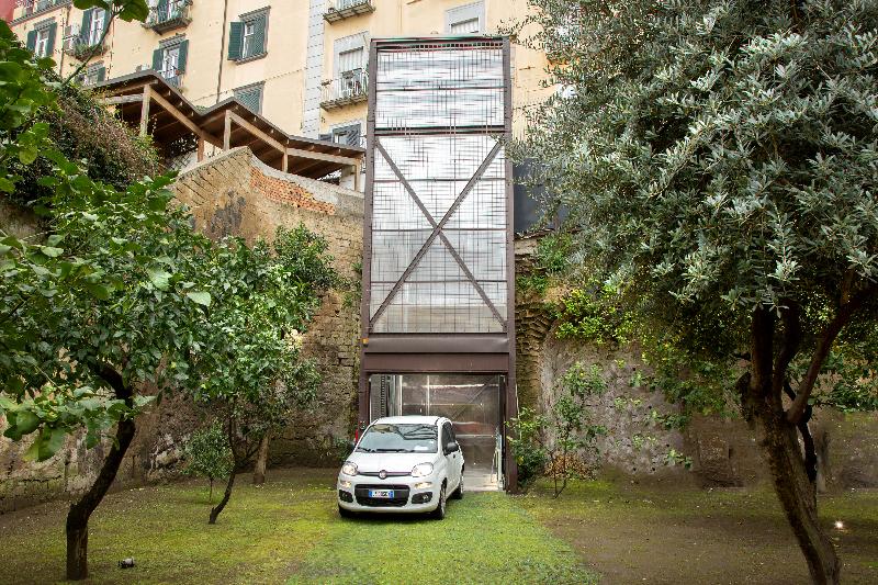 Palazzo Sant Antonio Napoli - Genel