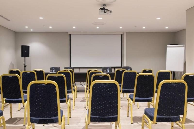 Masa Hotel Campo Grande - Toplantı