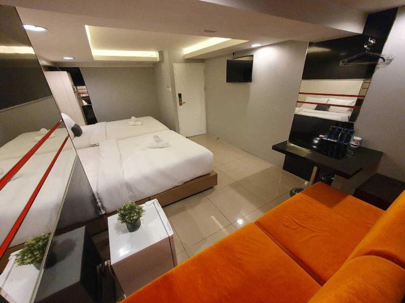 De Lux Bangkok Hotel - Oda