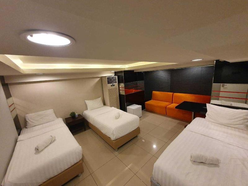 De Lux Bangkok Hotel - Oda