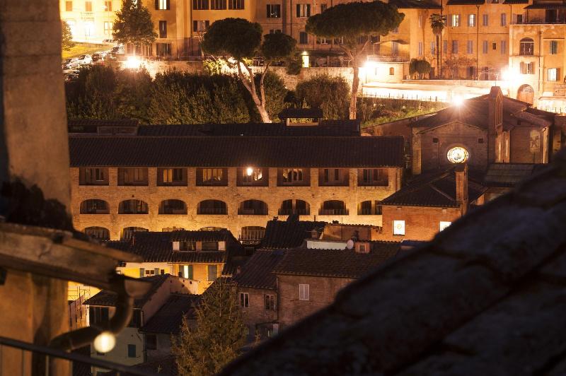 Il Battistero Siena - Residenza D' - Oda